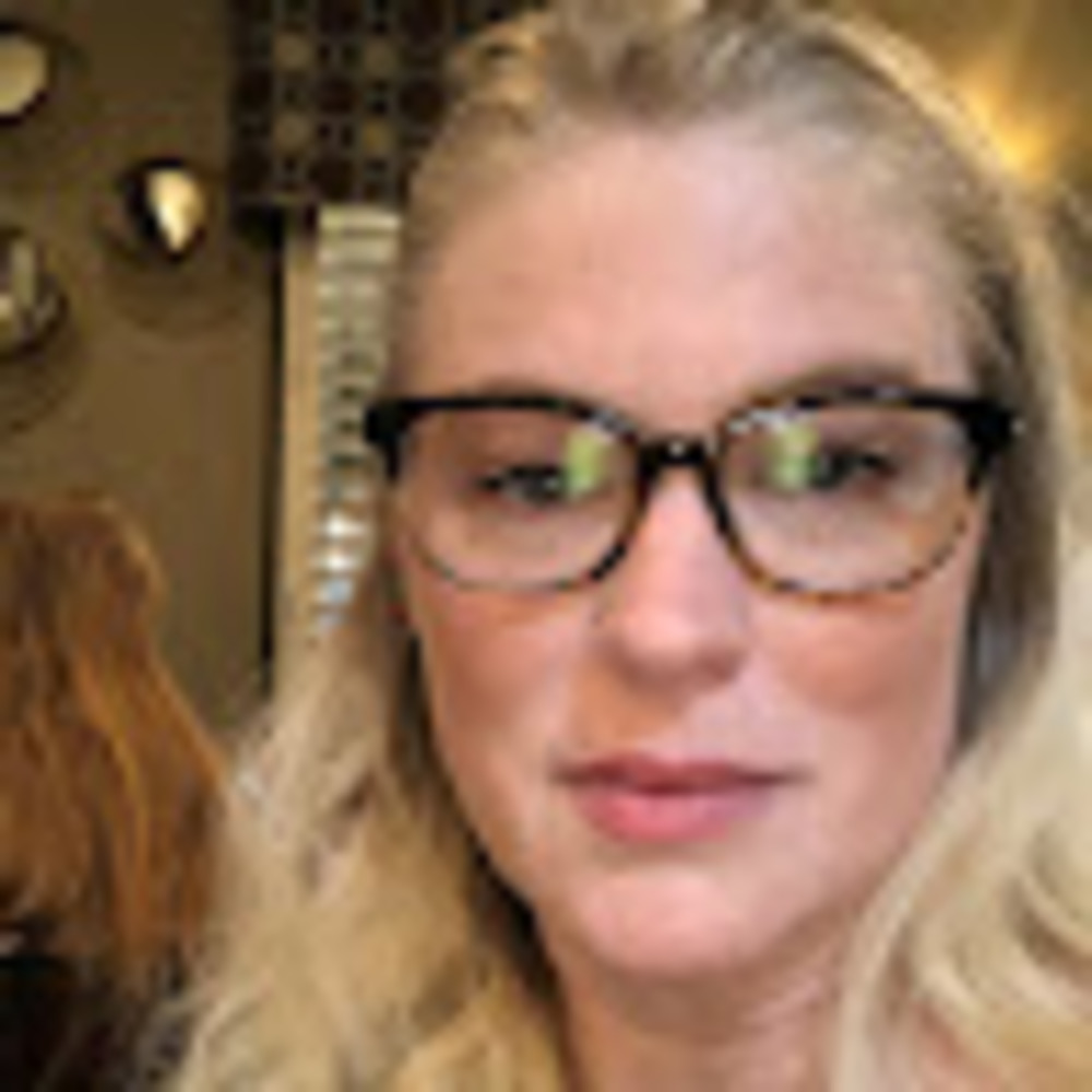 Meet your Posher, Celia